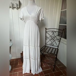 Knox Rose Floor-Length White Dress